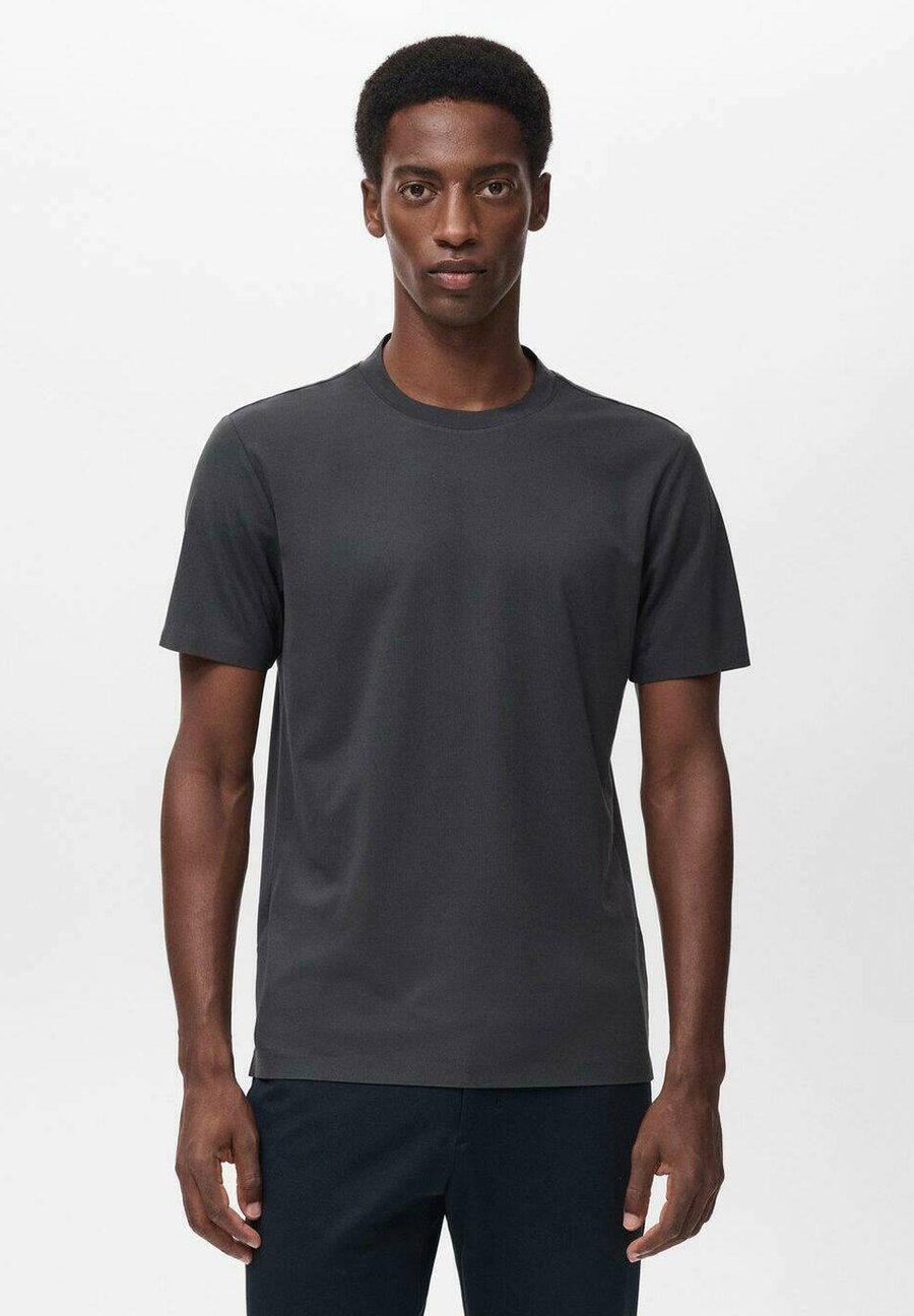 Футболка Mango Basic T-shirt, Dark Green, Зеленый, Футболка Mango Basic T-shirt, Dark Green
Футболка Mango Basic T-shirt, Dark Green, Зеленый, Футболка Mango Basic T-shirt, Dark Green