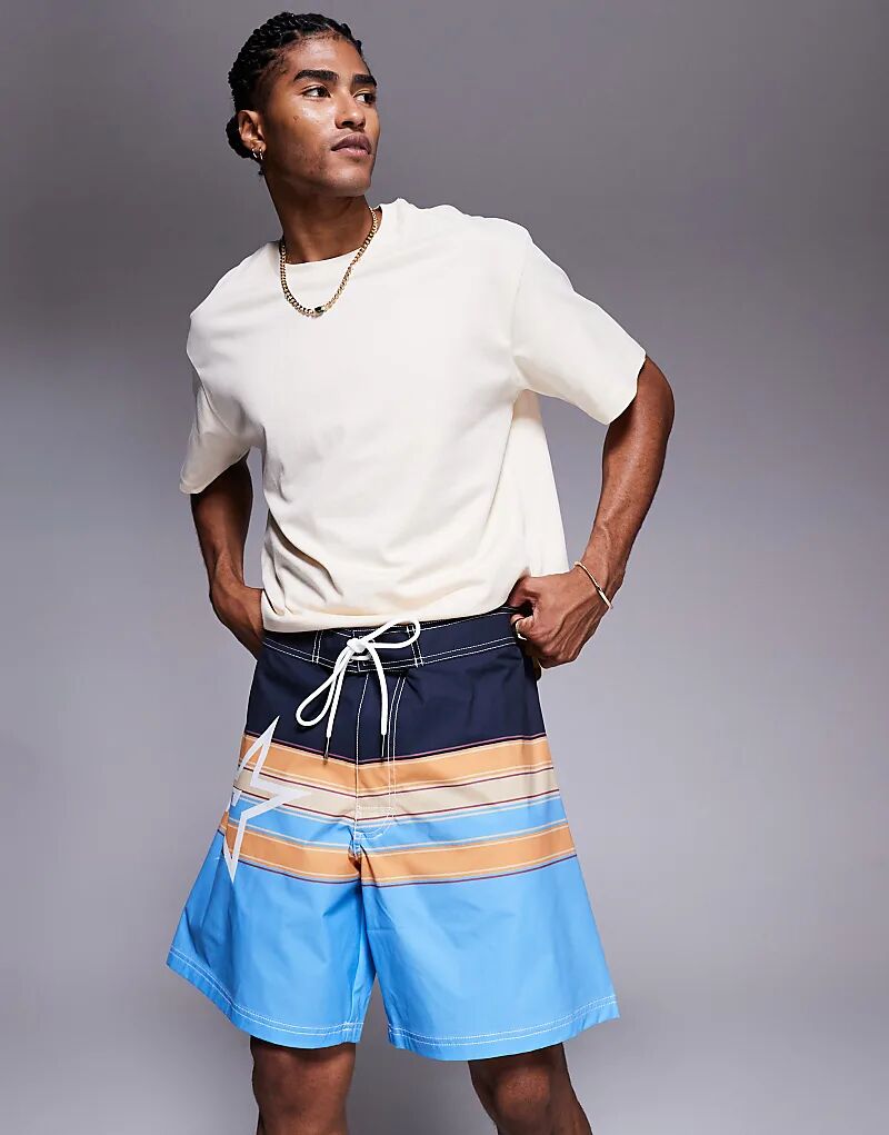 Длинные плавки Bershka с принтом синего цвета
Длинные плавки Bershka с принтом синего цвета