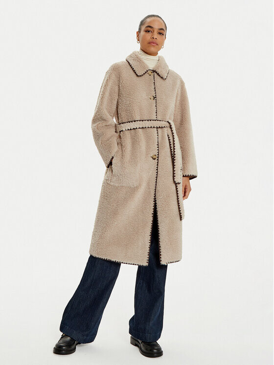 Переходное пальто оверсайз Oui, бежевый
Переходное пальто оверсайз Oui, бежевый