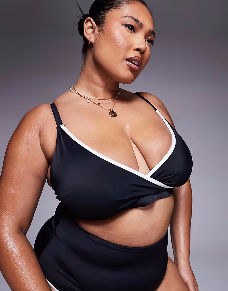 Эксклюзивный укороченный бикини-топ Curve с контрастной отделкой черного цвета Asos Curve
Эксклюзивный укороченный бикини-топ Curve с контрастной отделкой черного цвета Asos Curve