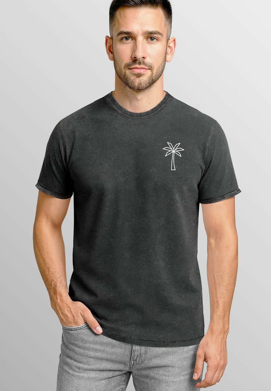 Футболка Neverless MIT PALMEN LOGO - VINTAGE WASCHOPTIK KURZARM, Schwarz/Anthracite, Черный, Футболка Neverless MIT PALMEN LOGO - VINTAGE WASCHOPTIK KURZARM, Schwarz/Anthracite
Футболка Neverless MIT PALMEN LOGO - VINTAGE WASCHOPTIK KURZARM, Schwarz/Anthracite, Черный, Футболка Neverless MIT PALMEN LOGO - VINTAGE WASCHOPTIK KURZARM, Schwarz/Anthracite