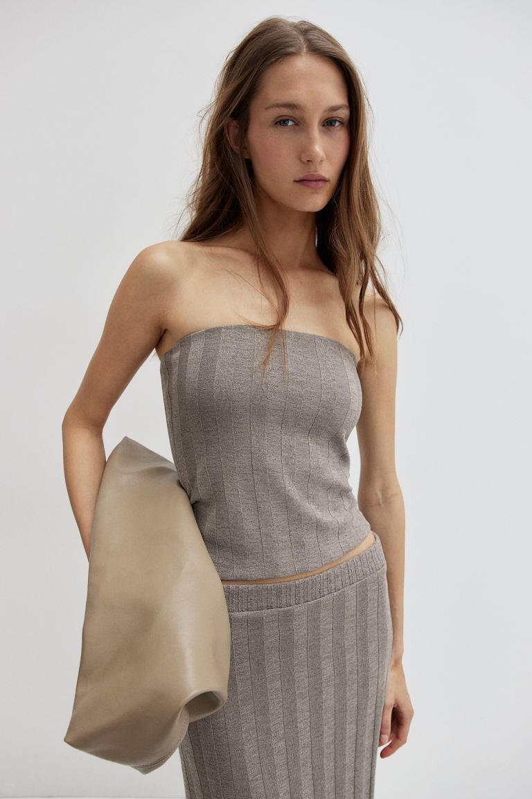 Топ-Труба вязки в рубчик H&M, бежевый
Топ-Труба вязки в рубчик H&M, бежевый