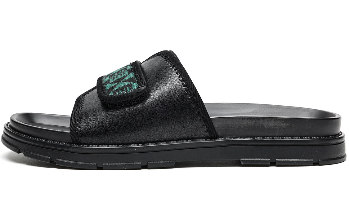 Мужские стойкие к истиранию шлепанцы-слипоны черно-зеленые TRUMPPIPE
Мужские стойкие к истиранию шлепанцы-слипоны черно-зеленые TRUMPPIPE