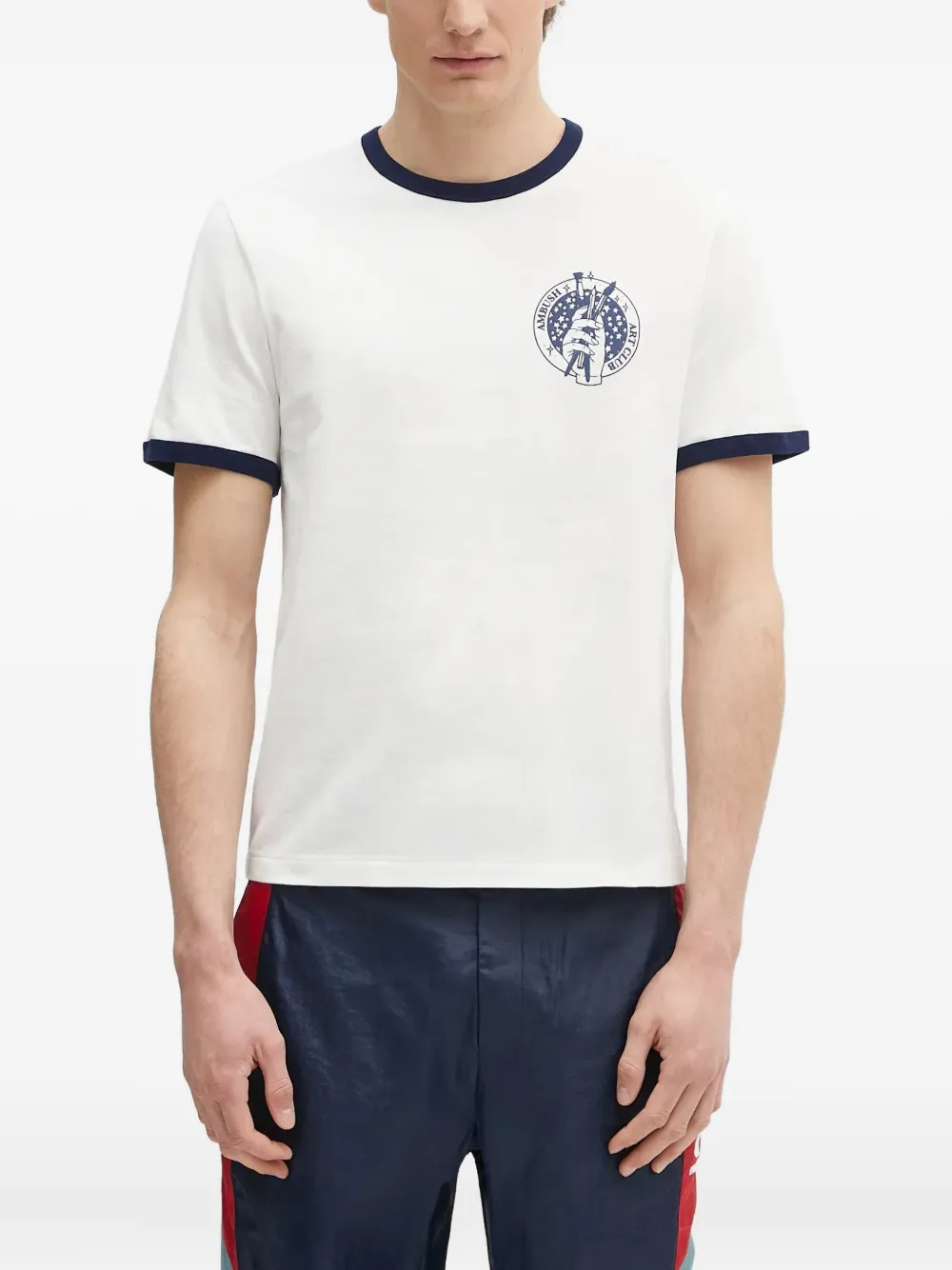 Футболка Art Club с принтом AMBUSH, белый
Футболка Art Club с принтом AMBUSH, белый