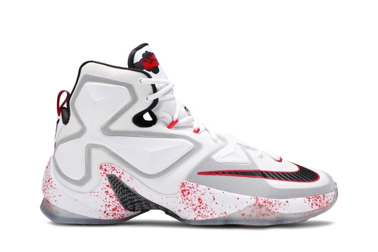 Кроссовки Nike LeBron 13 'Friday the 13th', белый
Кроссовки Nike LeBron 13 'Friday the 13th', белый