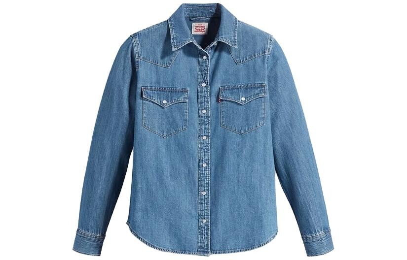 Рубашка женская светло-голубая Levi’S
Рубашка женская светло-голубая Levi’S