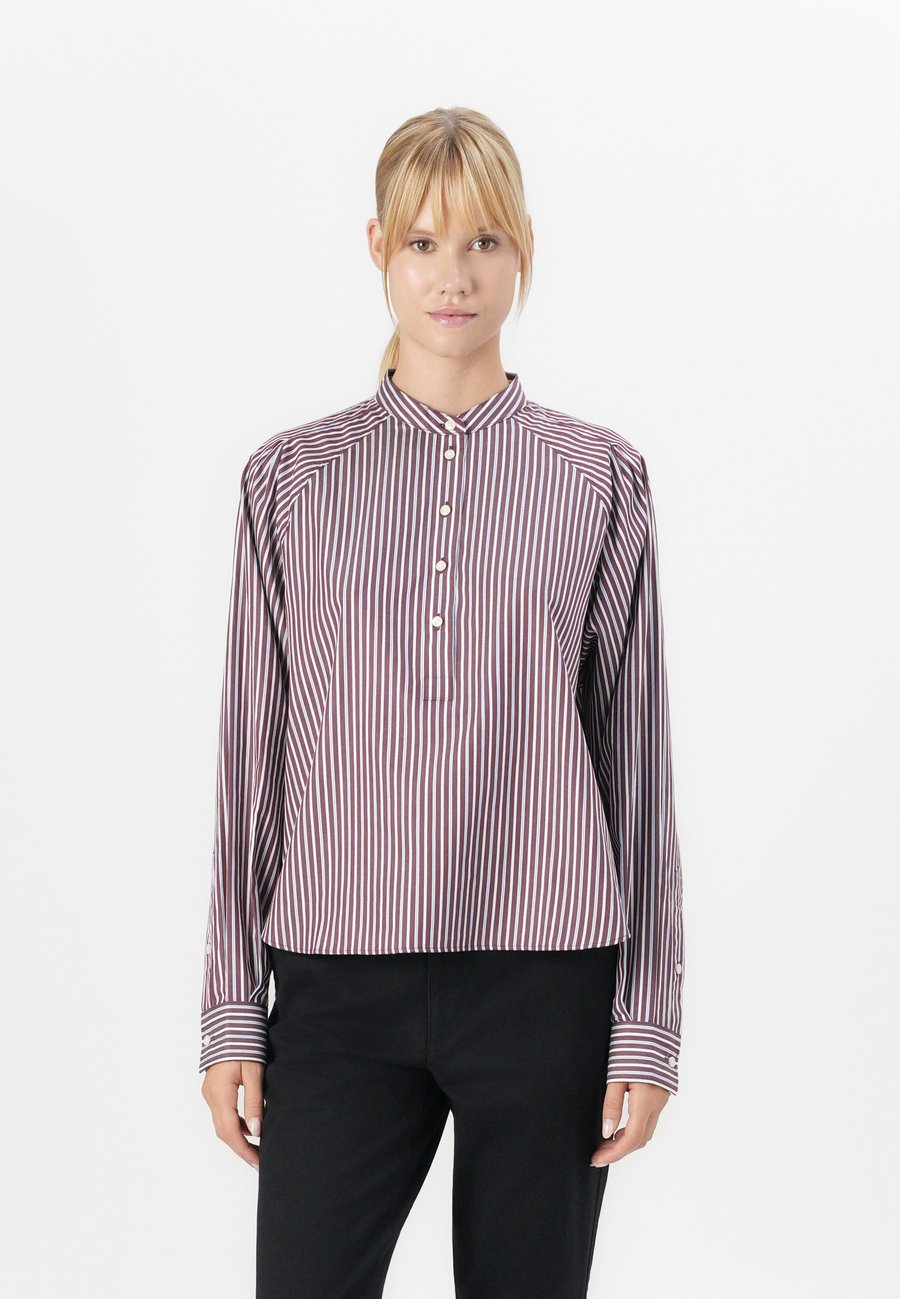 Блуза Selected Femme SLFMARIETTE SHIRT , Fig/Ancient Water/Brown
Блуза Selected Femme SLFMARIETTE SHIRT , Fig/Ancient Water/Brown