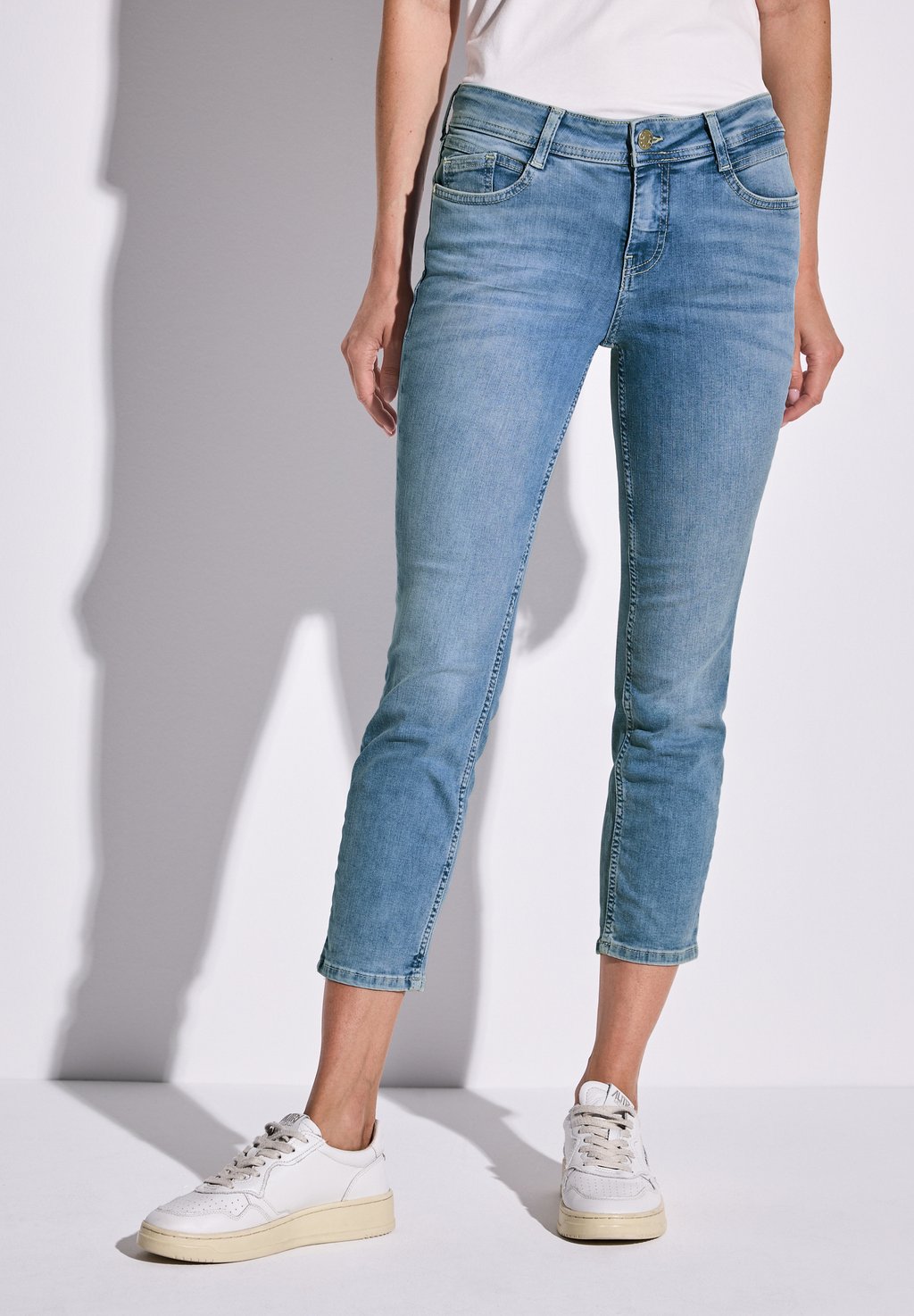 Джинсы облегающего кроя Street One, цвет Blau
Джинсы облегающего кроя Street One, цвет Blau