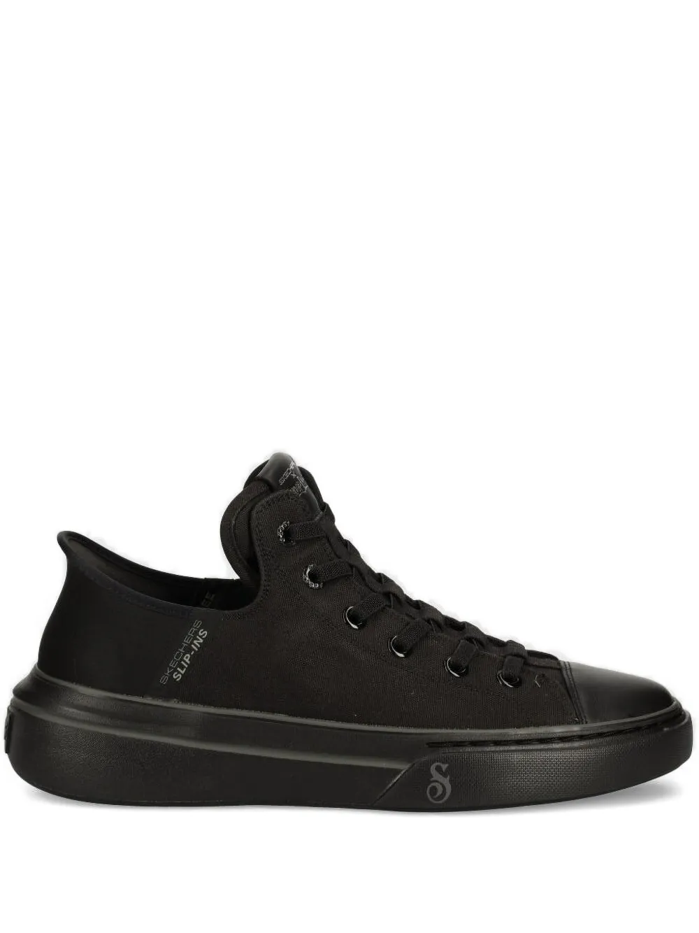 Кроссовки на шнуровке Skechers, черный
Кроссовки на шнуровке Skechers, черный