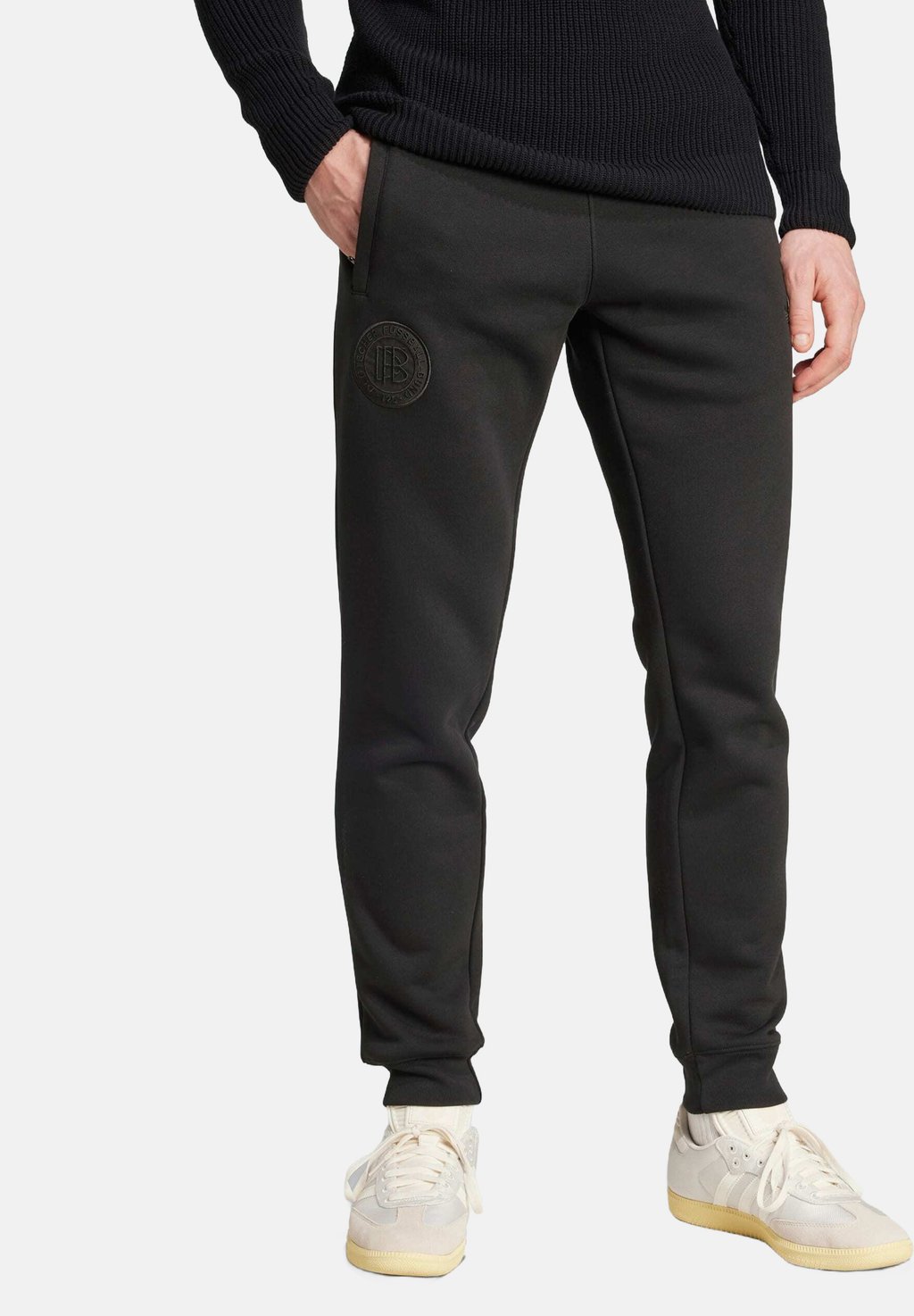 Спортивные штаны Adidas Originals, черный
Спортивные штаны Adidas Originals, черный