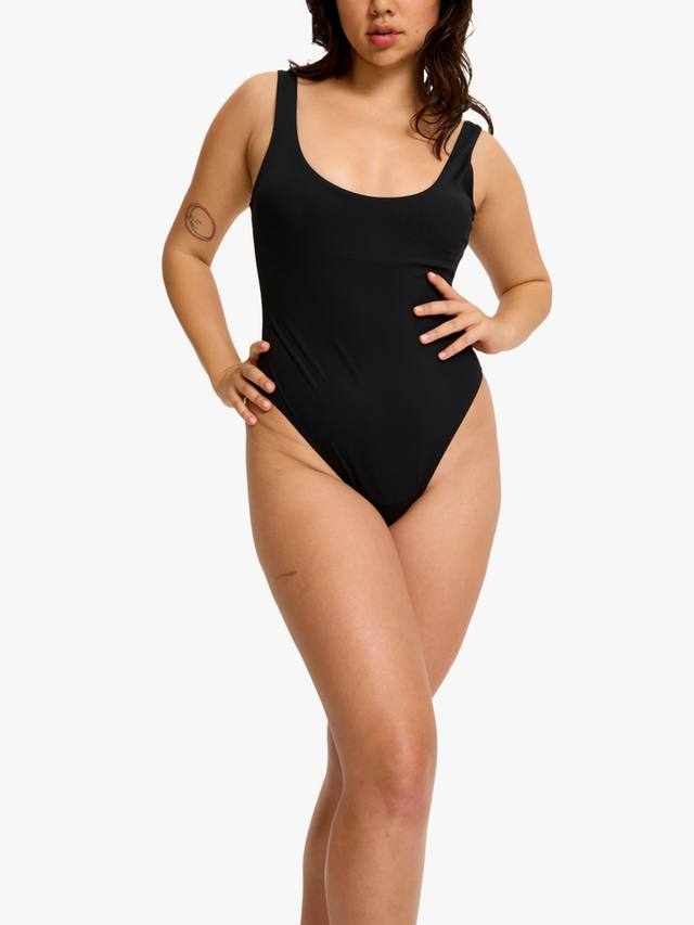 Купальник Period Swim с круглым вырезом Modibodi, Light Absorbency, Black
Купальник Period Swim с круглым вырезом Modibodi, Light Absorbency, Black