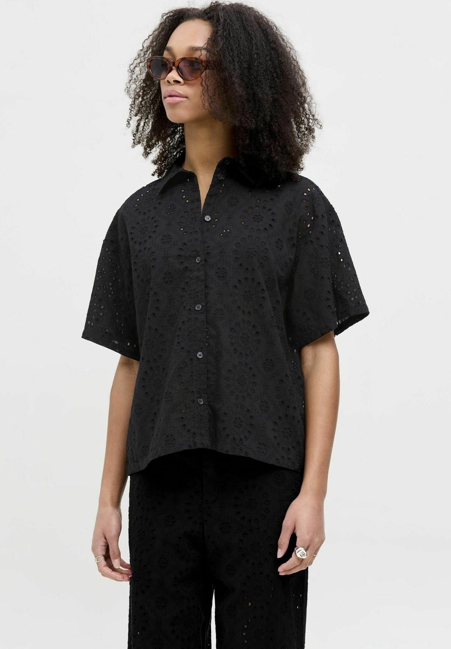 Блуза JJXX EMBROIDERED , Blanc De Blanc/Black
Блуза JJXX EMBROIDERED , Blanc De Blanc/Black