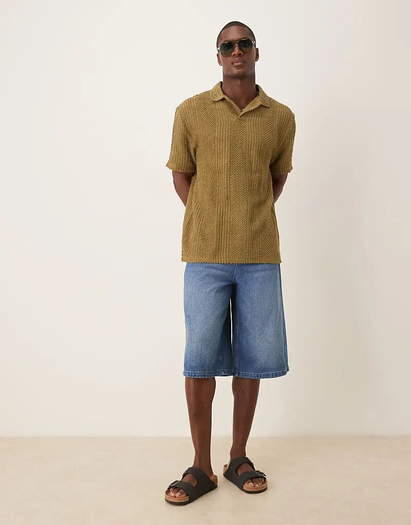 Удлиненные джинсовые шорты ASOS DESIGN, средне-синего цвета
Удлиненные джинсовые шорты ASOS DESIGN, средне-синего цвета