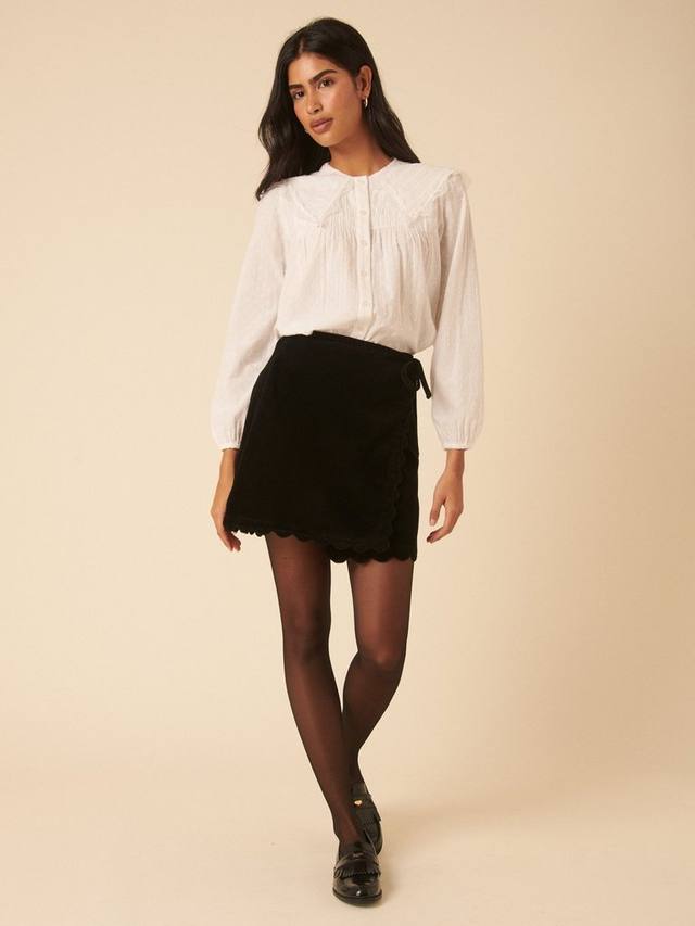 Скошенная юбка-миди с запахом из вельвета Nobody's Child, Black
Скошенная юбка-миди с запахом из вельвета Nobody's Child, Black