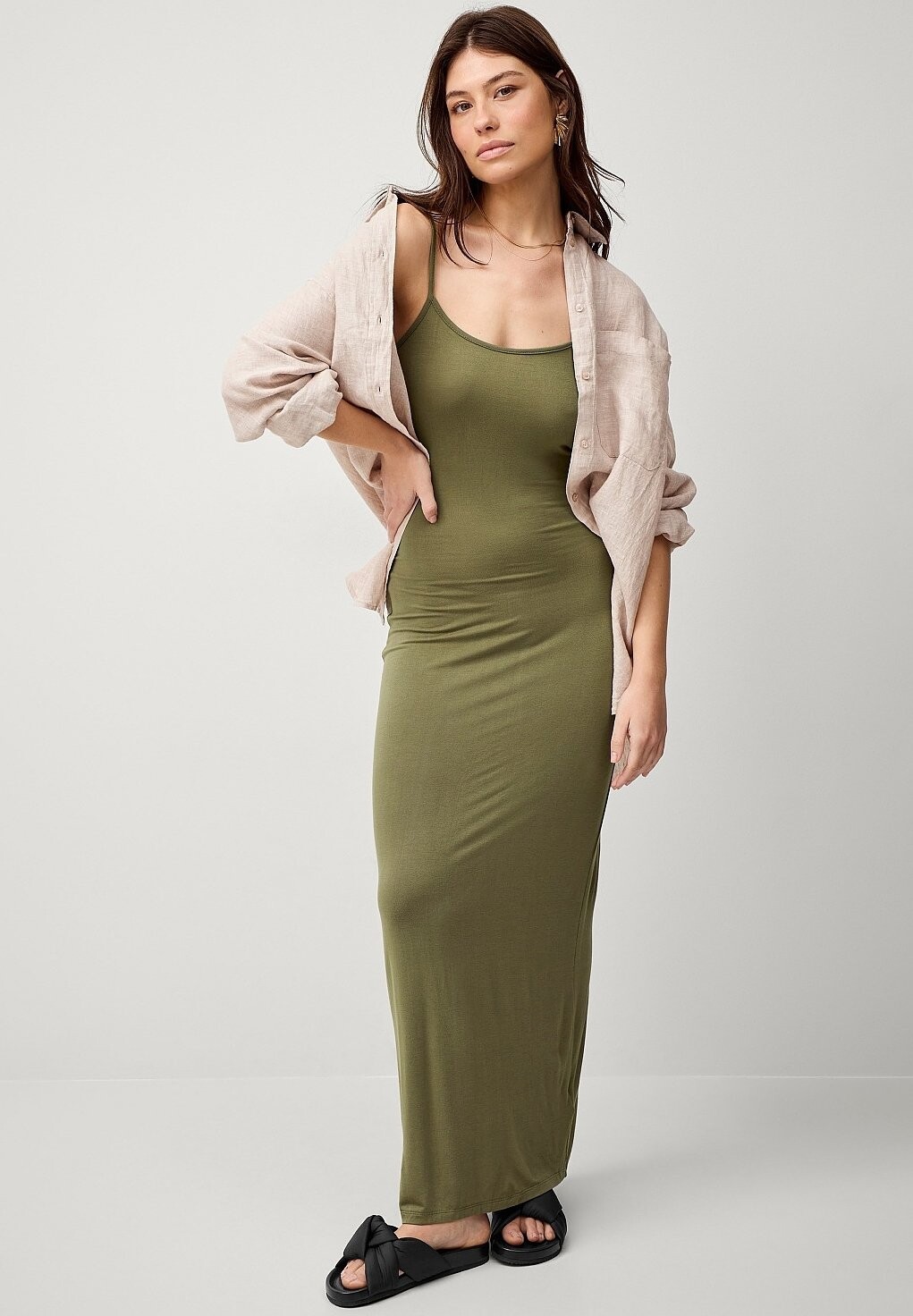 Платье из джерси SOFT MIT DÜNNEN TRÄGERBÄNDERN Ellos Collection, зеленый 
Платье из джерси SOFT MIT DÜNNEN TRÄGERBÄNDERN Ellos Collection, зеленый