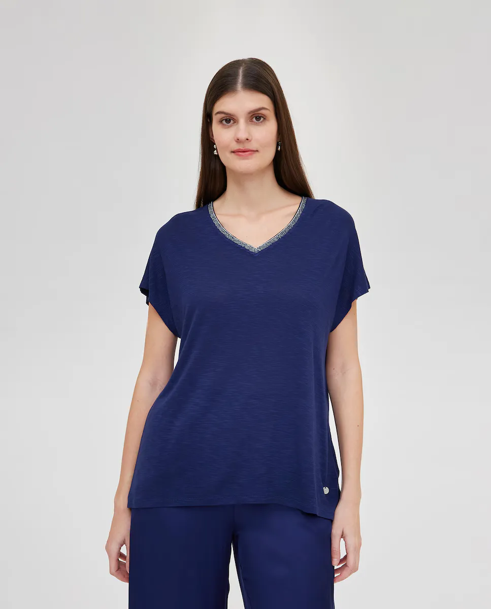 Женская футболка с V-образным вырезом и короткими рукавами October, темно-синий
Женская футболка с V-образным вырезом и короткими рукавами October, темно-синий