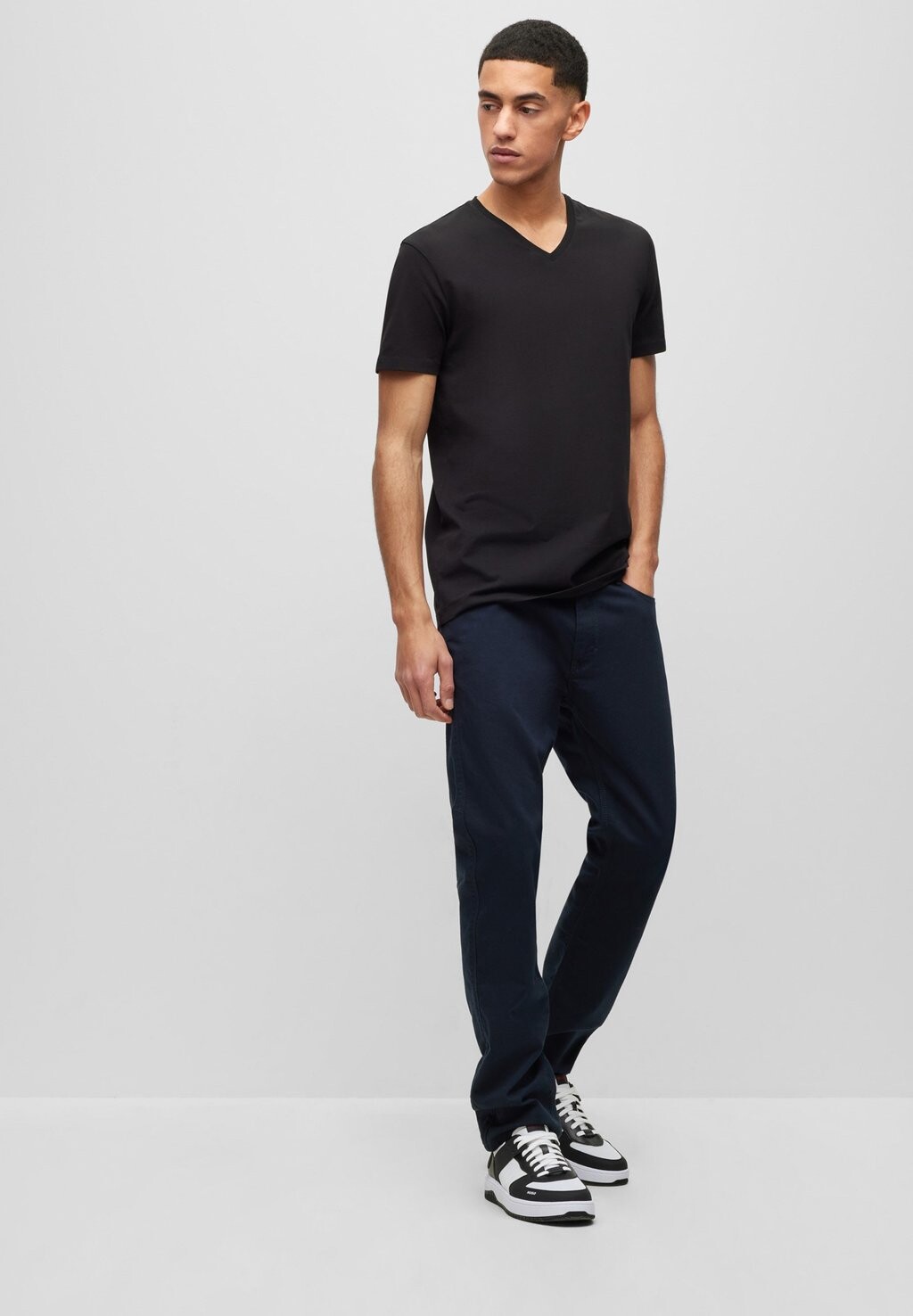 Базовая футболка V NECK 2 PACK HUGO, цвет black
Базовая футболка V NECK 2 PACK HUGO, цвет black