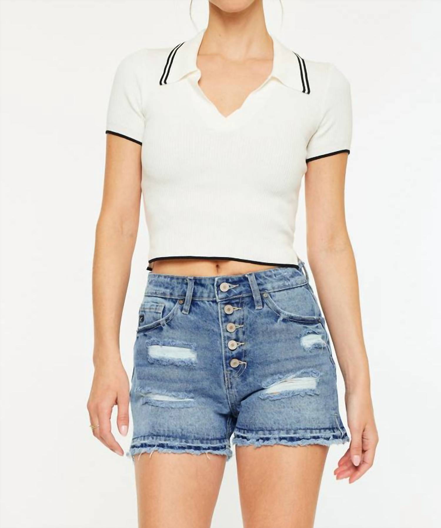 Шорты с высокой посадкой в светлой стирке KanCan, Light Wash
Шорты с высокой посадкой в светлой стирке KanCan, Light Wash