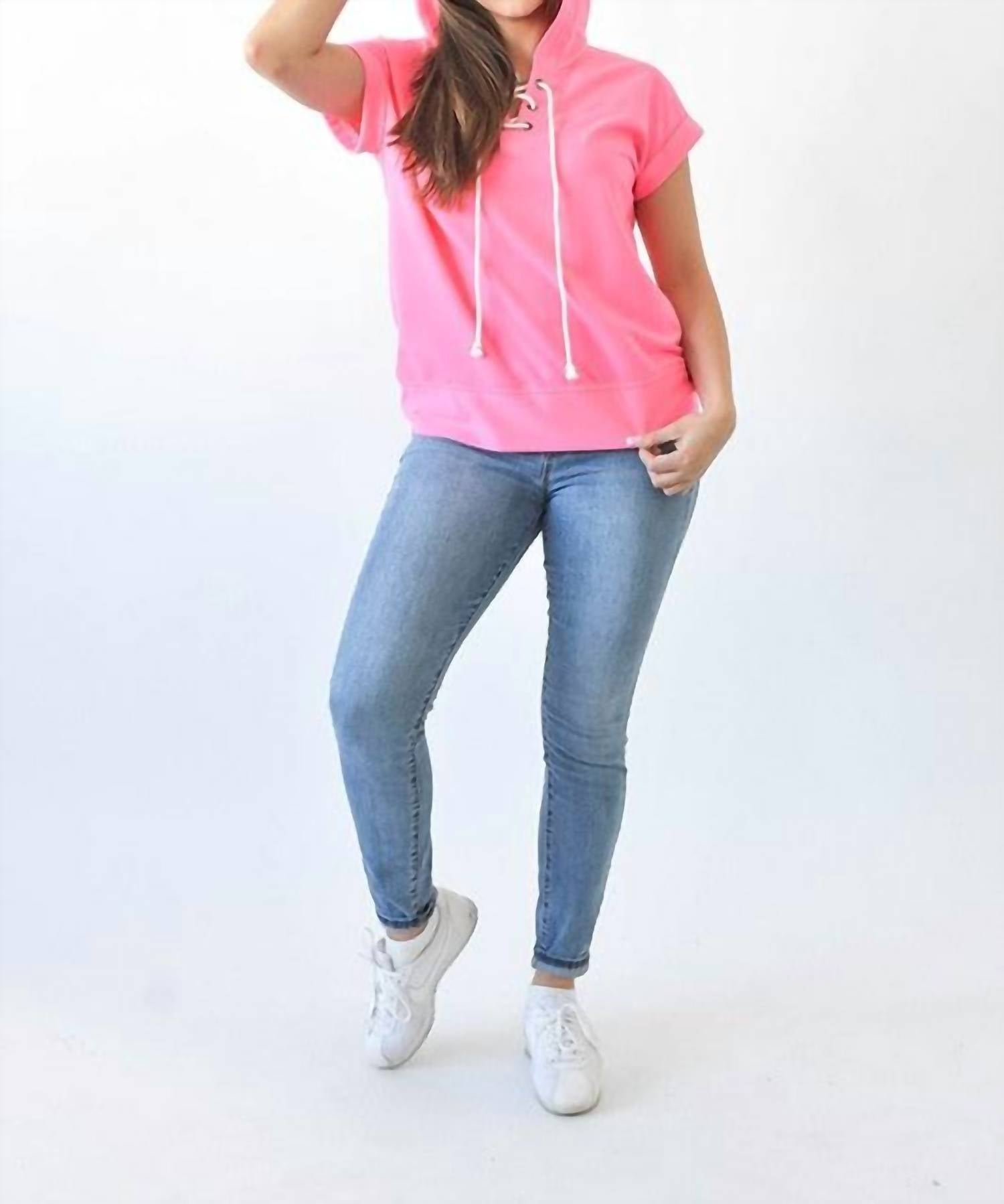 Sew In Love Неоновая толстовка с коротким рукавом розового цвета
Sew In Love Неоновая толстовка с коротким рукавом розового цвета