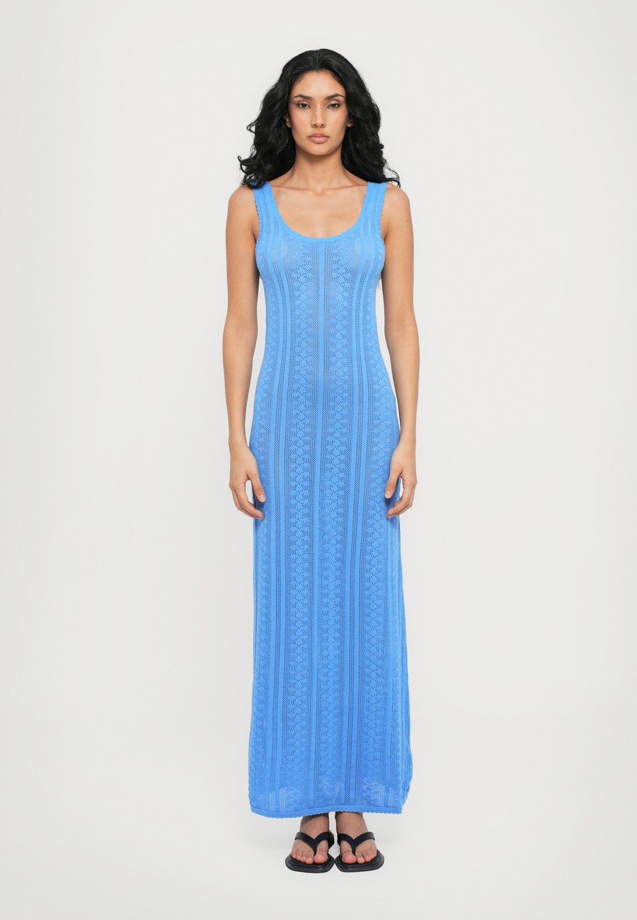 Платье Holzweiler TINE DRESS, Blue
Платье Holzweiler TINE DRESS, Blue