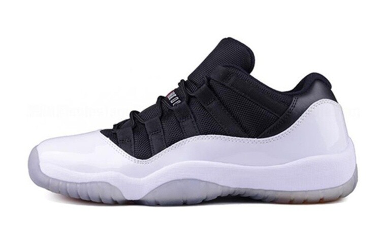 Низкий смокинг Jordan 11 Retro (GS)
Низкий смокинг Jordan 11 Retro (GS)
