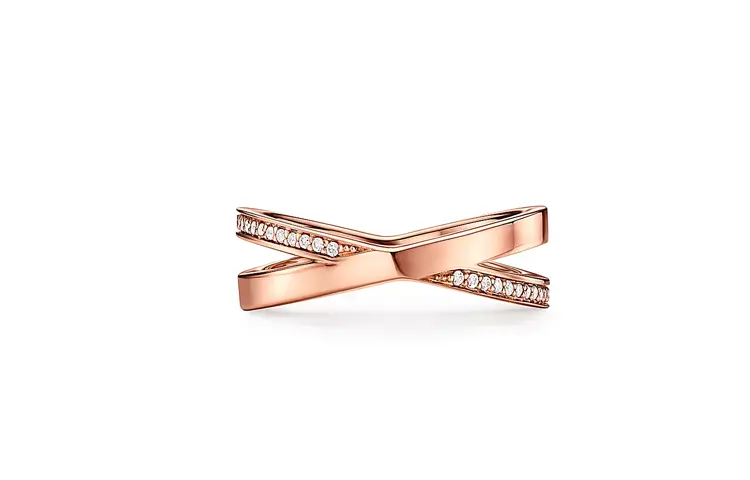 TIFFANY & CO. Кольцо из розового золота 18 карат Women's Rose Gold
TIFFANY & CO. Кольцо из розового золота 18 карат Women's Rose Gold