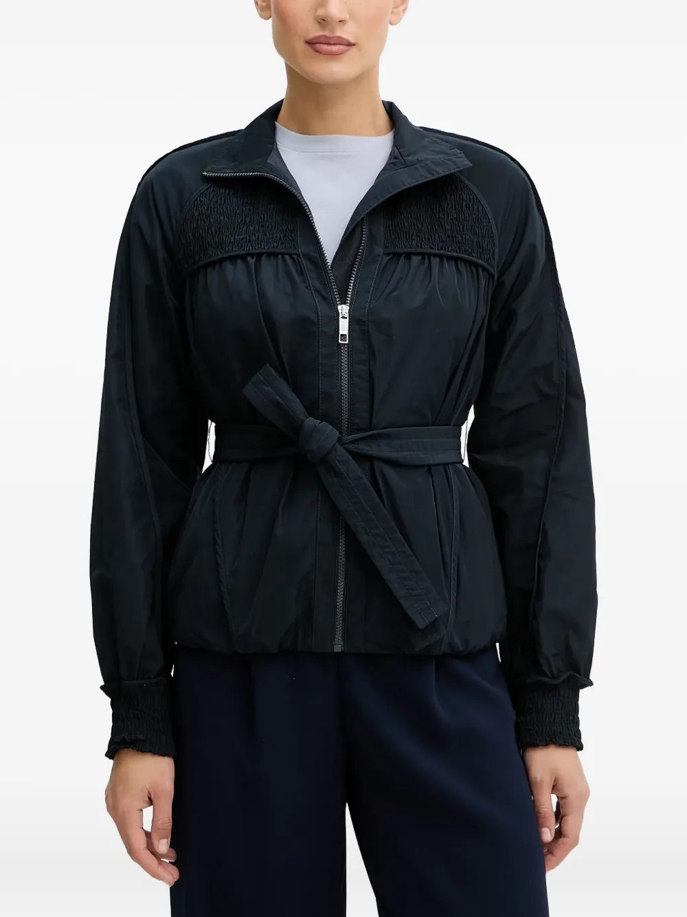 Куртка с поясом и присборенной кокеткой BOSS, черный
Куртка с поясом и присборенной кокеткой BOSS, черный