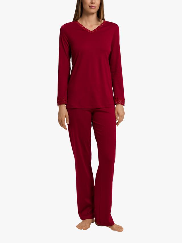 Комплект пижамы Moments с кружевной отделкой Hanro, Red Dahlia
Комплект пижамы Moments с кружевной отделкой Hanro, Red Dahlia