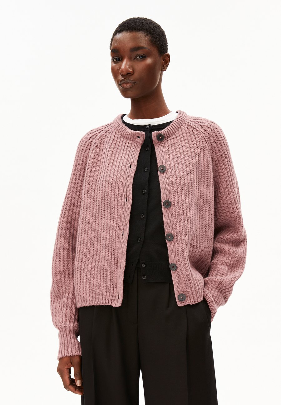 Кардиган ARMEDANGELS SELMAA, Light Berry/Light Pink
Кардиган ARMEDANGELS SELMAA, Light Berry/Light Pink