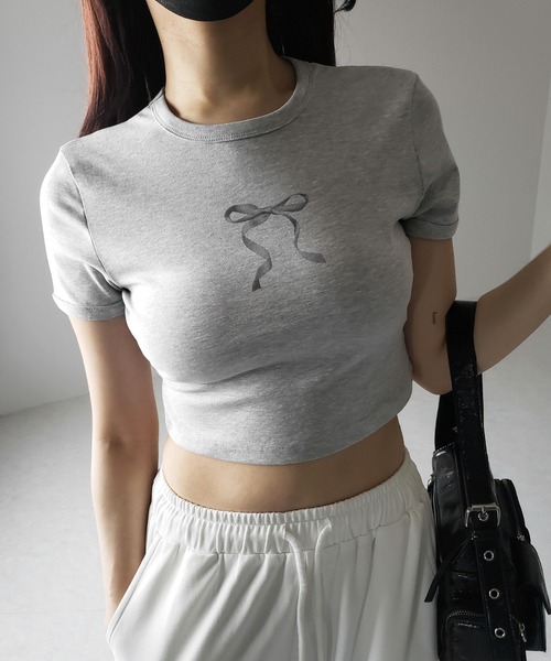 Мини-футболка с ленточкой в стиле чиби, короткая Me+em select, серый
Мини-футболка с ленточкой в стиле чиби, короткая Me+em select, серый