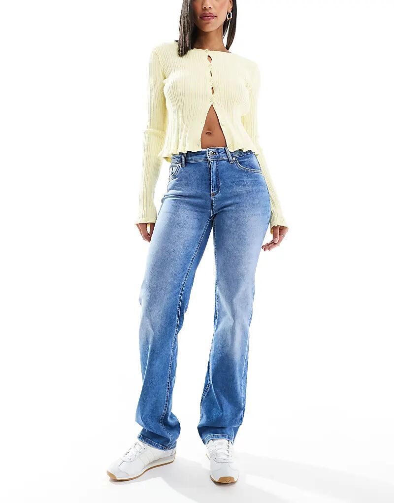 Прямые джинсы цвета Blush, средне-синего цвета ONLY
Прямые джинсы цвета Blush, средне-синего цвета ONLY