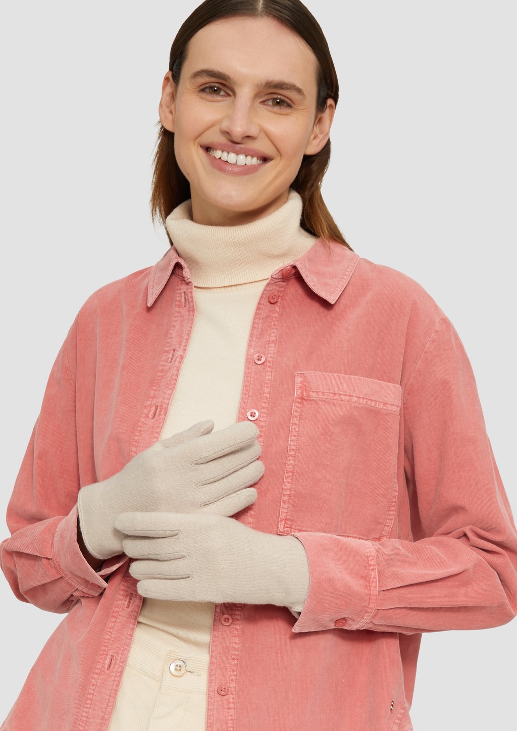 Перчатки s.Oliver, бежевый 
Перчатки s.Oliver, бежевый