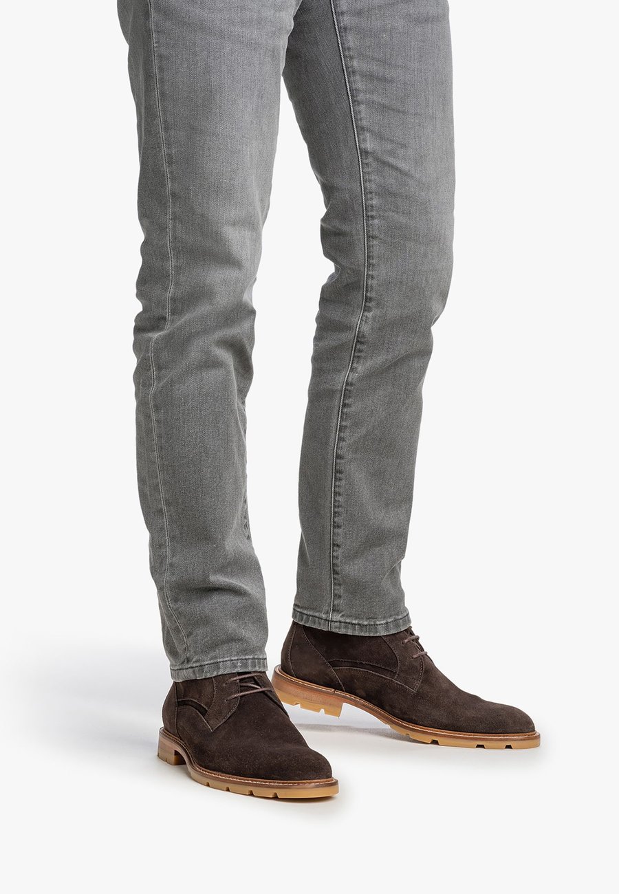 Ботинки Floris van Bommel DE BRAVER , Darkbrown/Dark Brown
Ботинки Floris van Bommel DE BRAVER , Darkbrown/Dark Brown