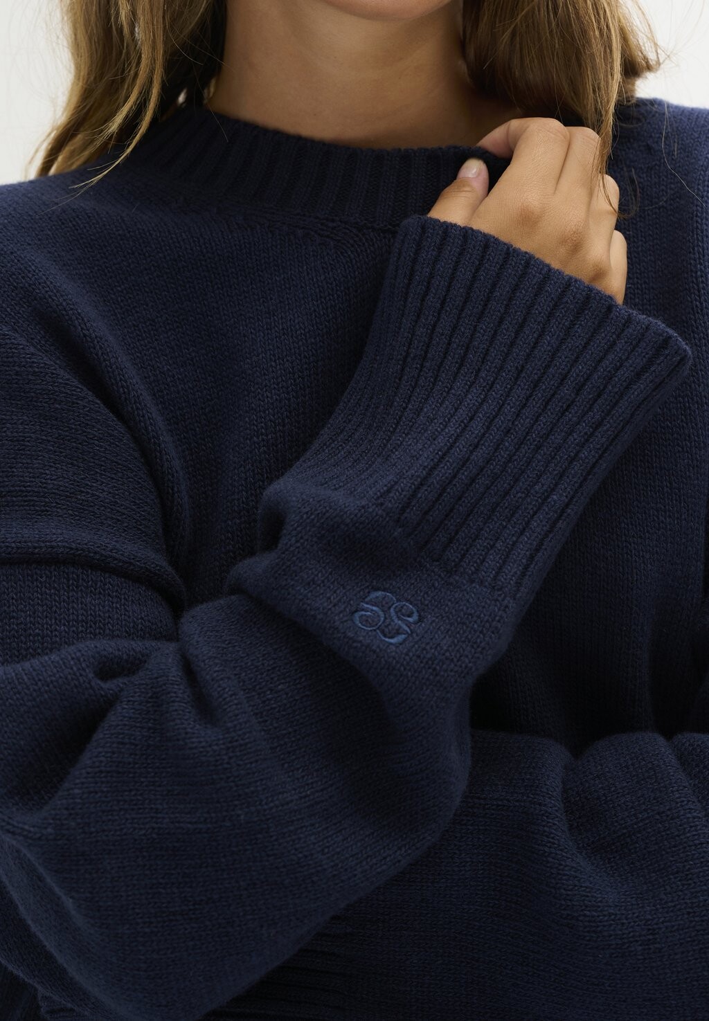 Джемпер COPENHAGEN My Essential Wardrobe, темно-синий
Джемпер COPENHAGEN My Essential Wardrobe, темно-синий