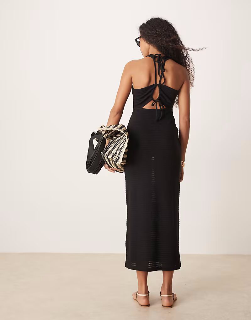 Платье миди без рукавов с эластичной спинкой ASOS DESIGN черного цвета
Платье миди без рукавов с эластичной спинкой ASOS DESIGN черного цвета