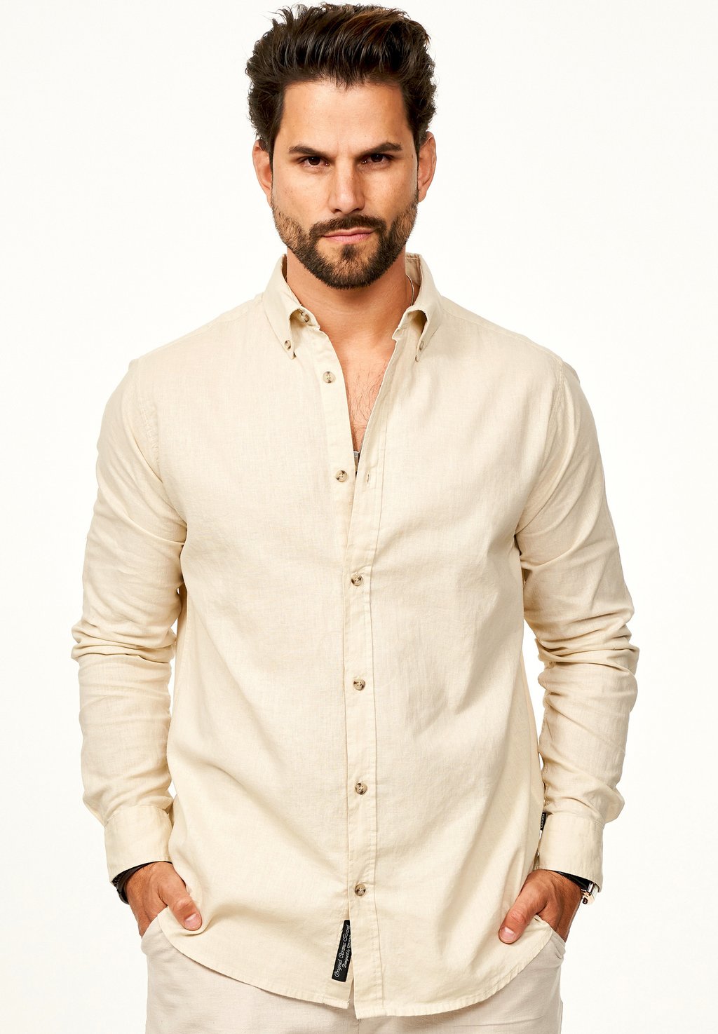 Рубашка CARISMA, бежевый
Рубашка CARISMA, бежевый