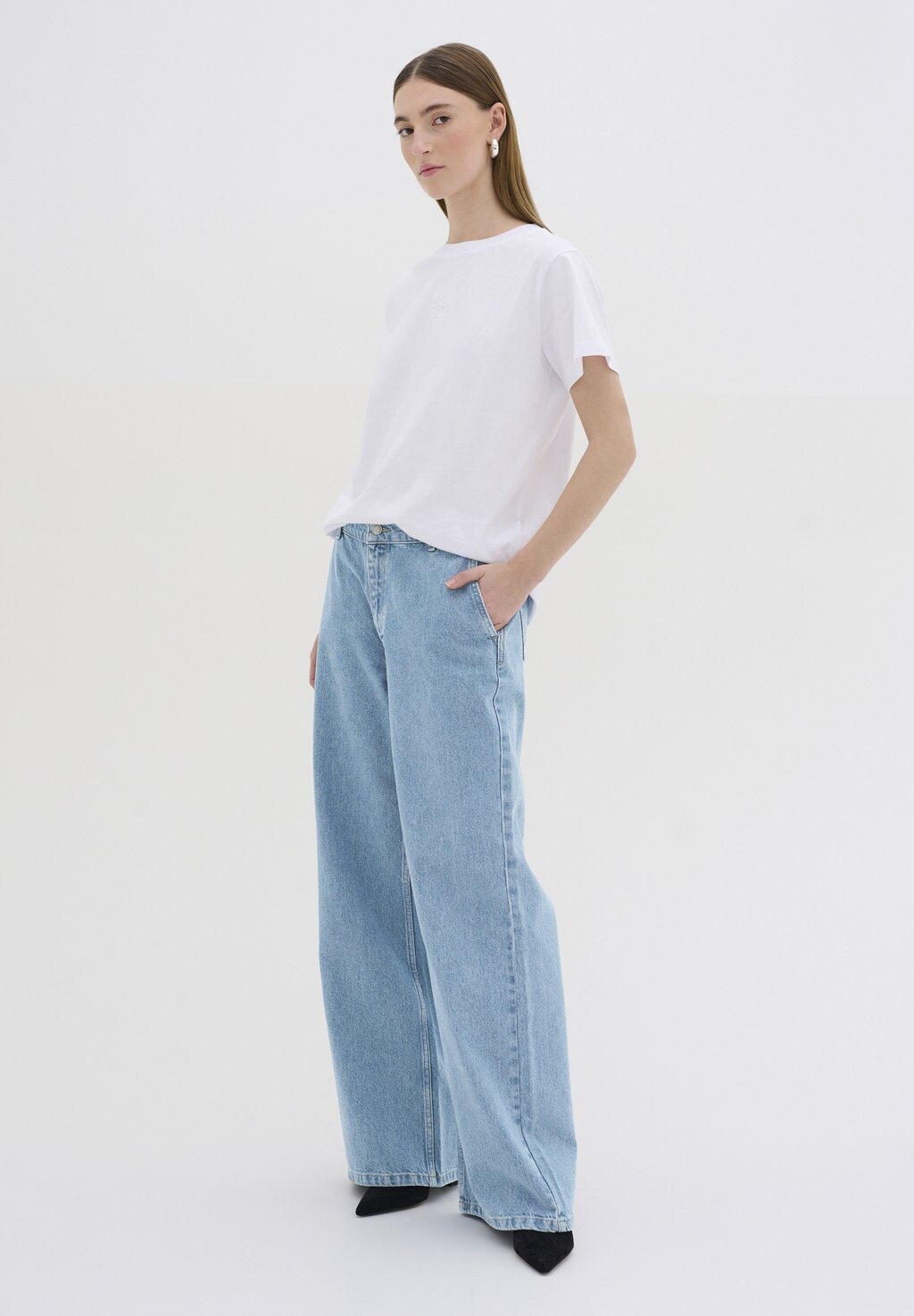 Расклешенные джинсы JAYDA HIGH WIDE My Essential Wardrobe, синие джинсы
Расклешенные джинсы JAYDA HIGH WIDE My Essential Wardrobe, синие джинсы