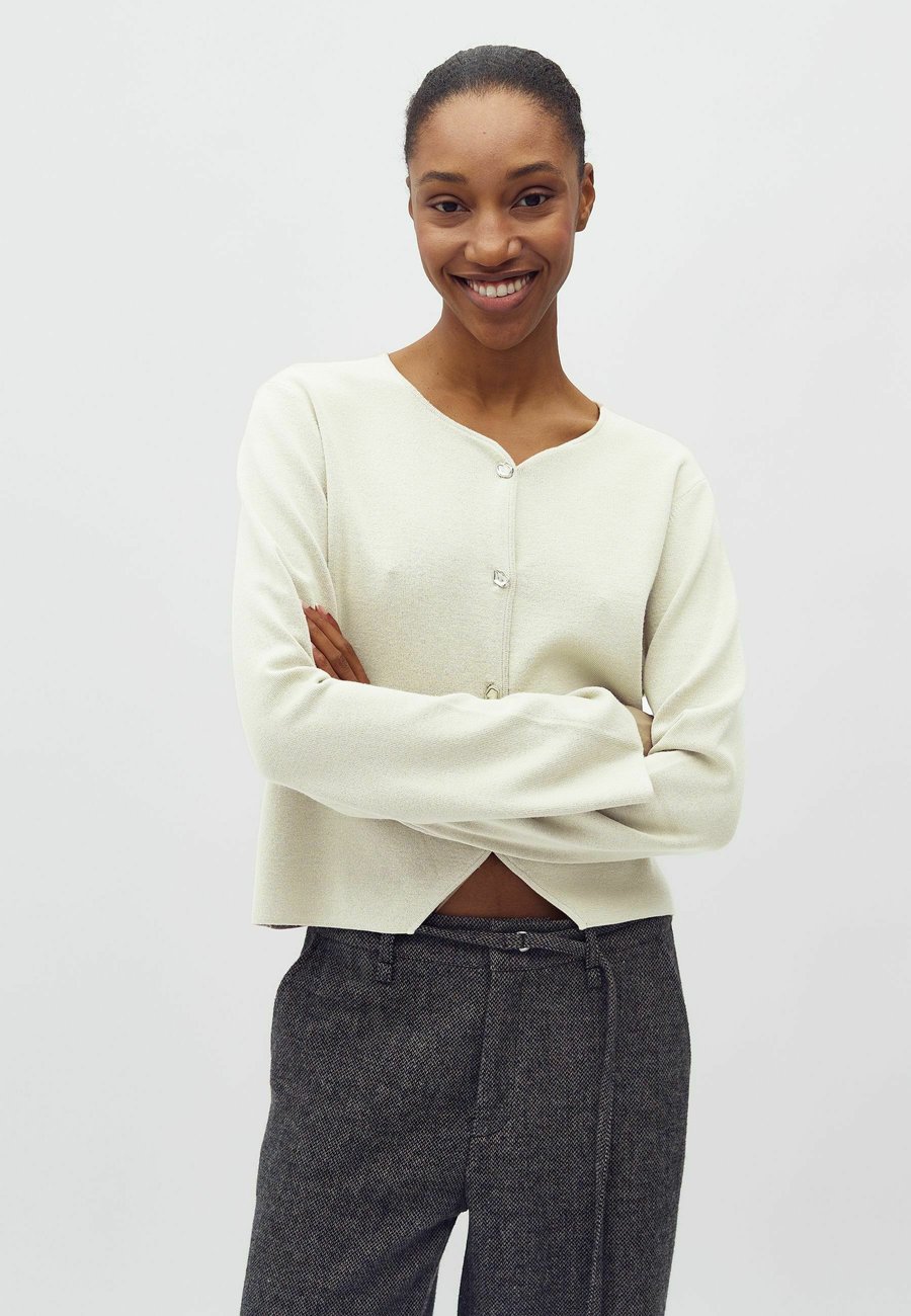 Кардиган mbyM SALINA-M, Sugar/Off-White
Кардиган mbyM SALINA-M, Sugar/Off-White