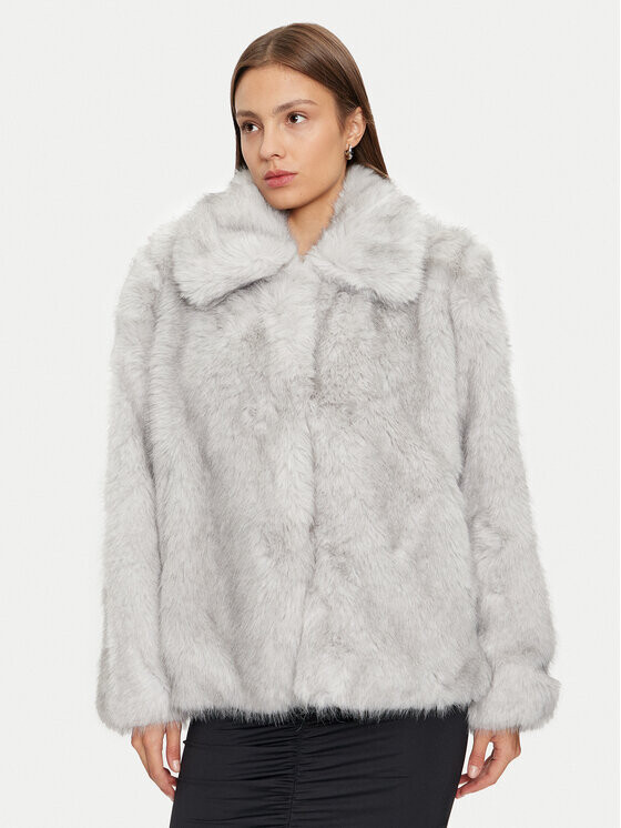 Шуба стандартного кроя Only, серый
Шуба стандартного кроя Only, серый