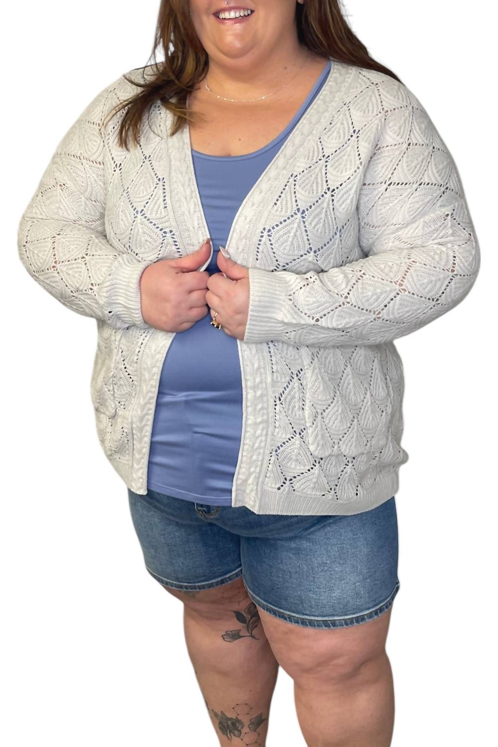 Кардиган Carolyn с ажурной вязкой - плюс, серый Michelle Mae
Кардиган Carolyn с ажурной вязкой - плюс, серый Michelle Mae