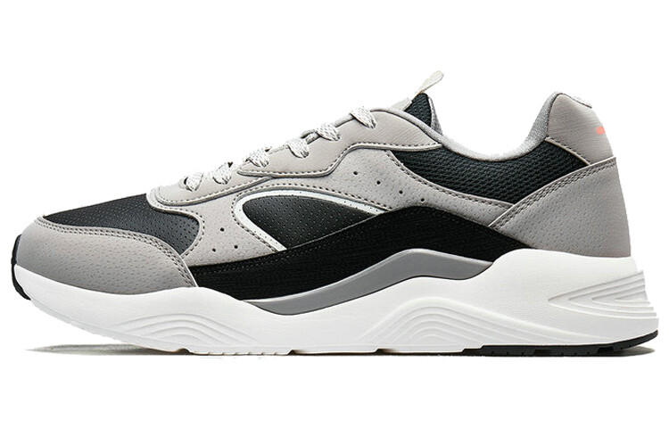 Кроссовки мужские низкие черные/серые Xtep
Кроссовки мужские низкие черные/серые Xtep