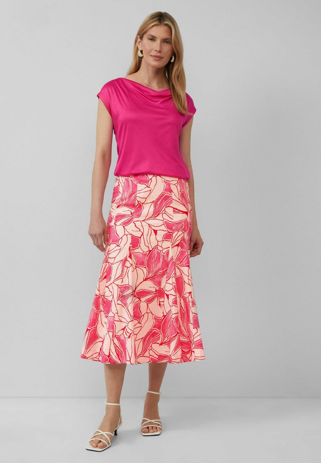 Юбка А-силуэта ALL OVER PRINT s.Oliver BLACK LABEL, кремовый
Юбка А-силуэта ALL OVER PRINT s.Oliver BLACK LABEL, кремовый