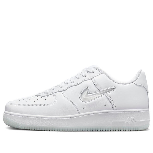Кроссовки air force 1 low 07 ретро Nike, белый
Кроссовки air force 1 low 07 ретро Nike, белый