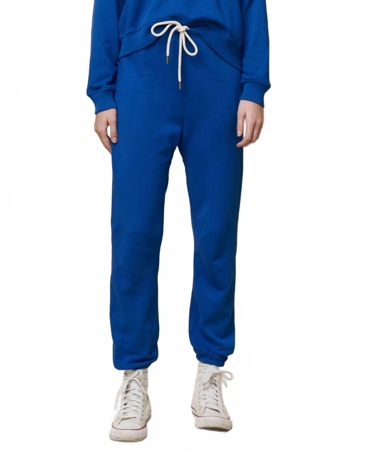 Стадиумные спортивные штаны в кобальтово-синем цвете THE GREAT
Стадиумные спортивные штаны в кобальтово-синем цвете THE GREAT