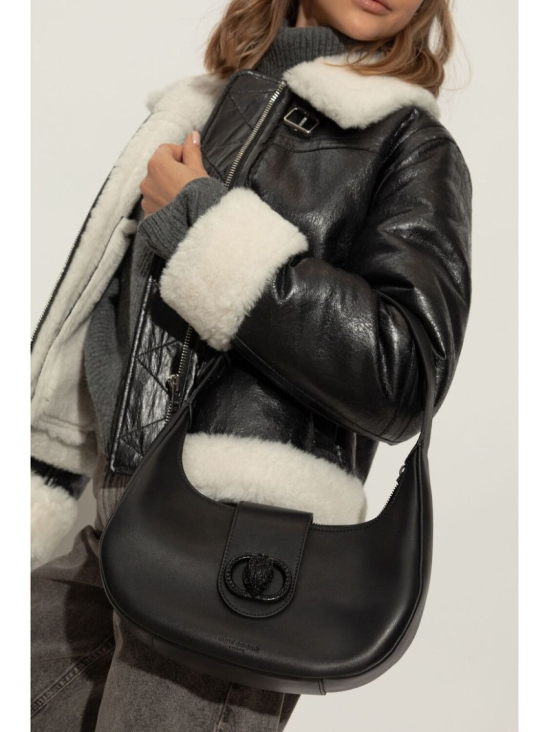 Сумка-тоут Kurt Geiger London Chelsea Drench, черный
Сумка-тоут Kurt Geiger London Chelsea Drench, черный