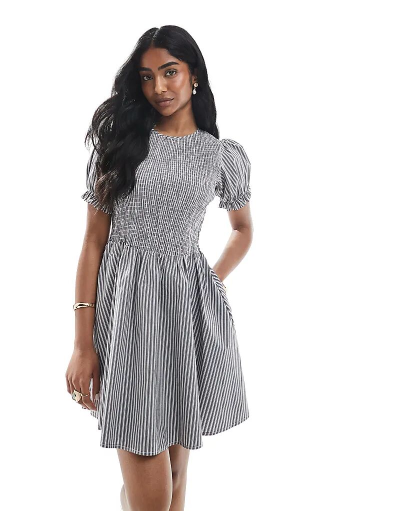 Мини-платье Daisy Street с рукавами-фонариками и присборенным лифом в разноцветную полоску
Мини-платье Daisy Street с рукавами-фонариками и присборенным лифом в разноцветную полоску