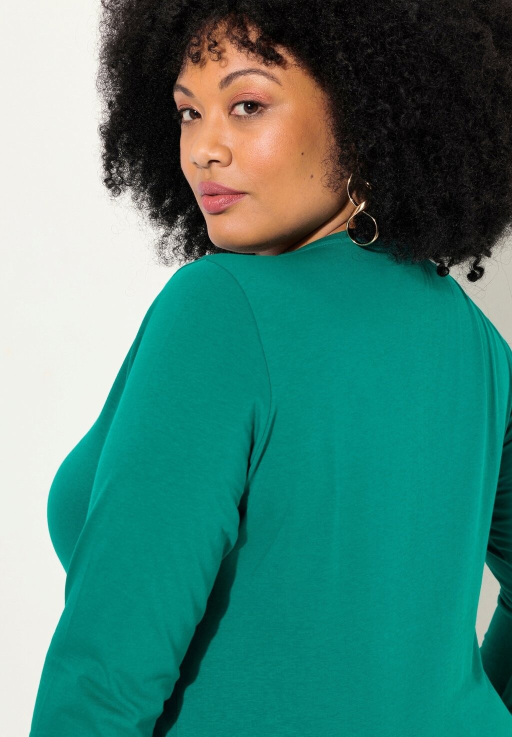 Топ с длинными рукавами V-AUSSCHNITT Ulla Popken, цвет Mottled Turquoise
Топ с длинными рукавами V-AUSSCHNITT Ulla Popken, цвет Mottled Turquoise