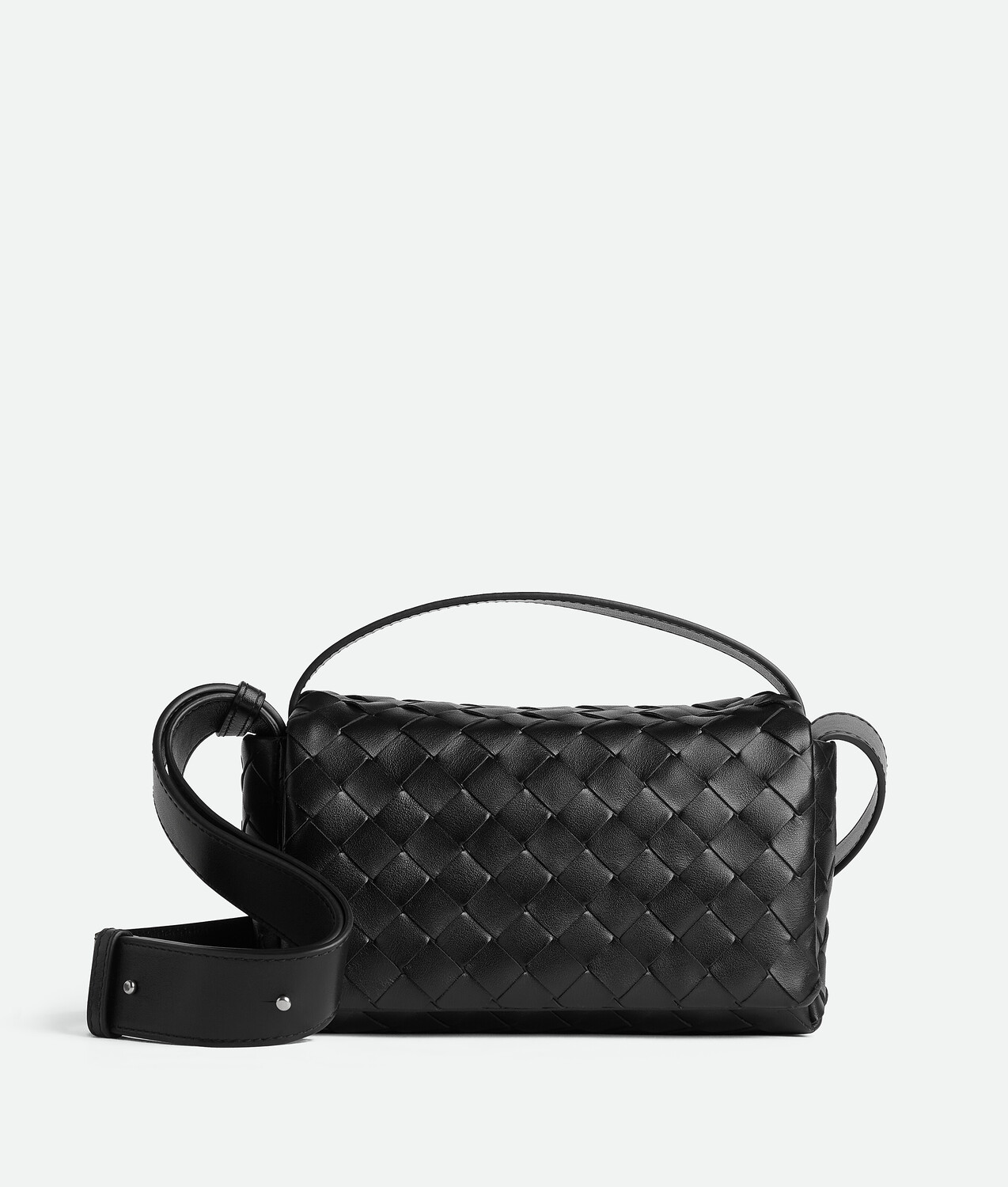 Мини-сумка intrecciato с клапаном BOTTEGA VENETA, черный
Мини-сумка intrecciato с клапаном BOTTEGA VENETA, черный