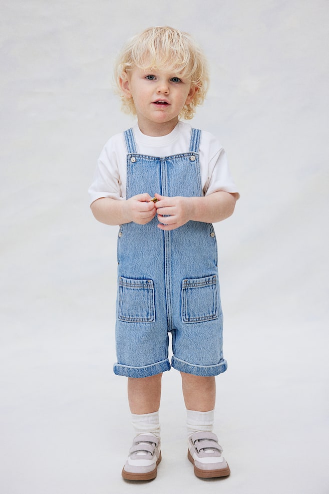 Джинсовые комбинезоны H&M, синий
Джинсовые комбинезоны H&M, синий