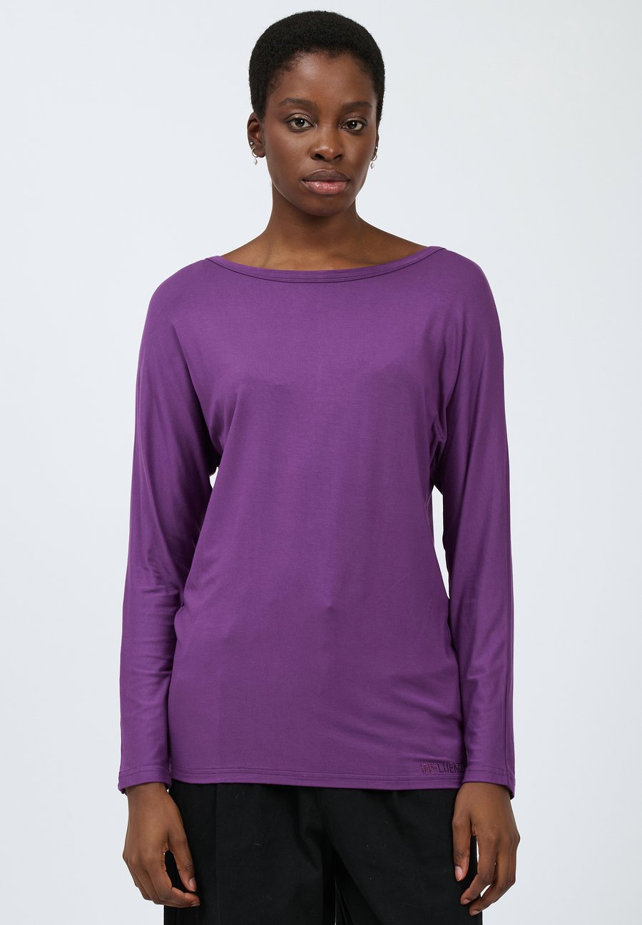 Топ INFLUENCER BATWING SLEEVED, Purple
Топ INFLUENCER BATWING SLEEVED, Purple